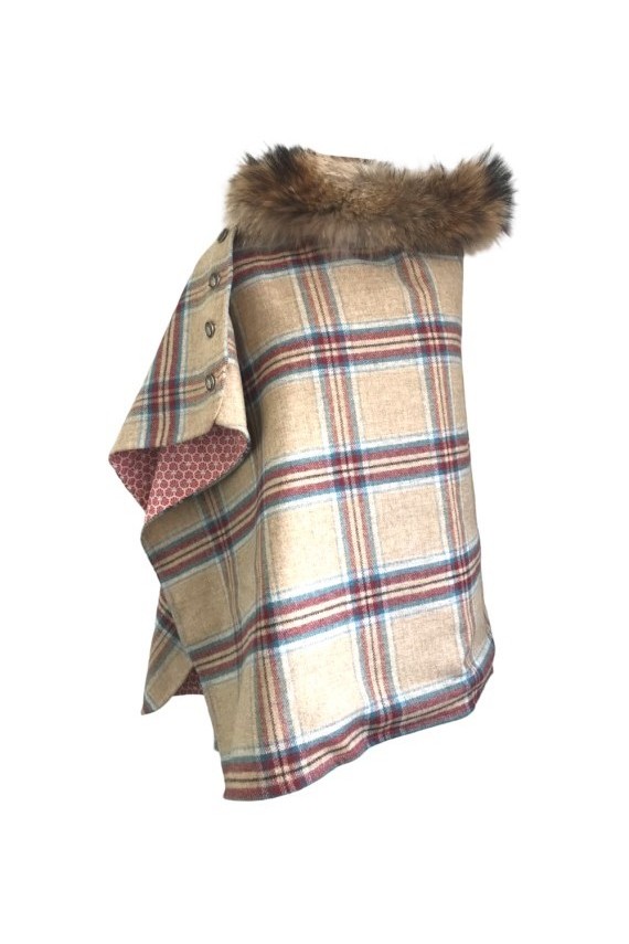 Cape Harriet – Tweed beige carreaux bordeaux et bleu | 100 % laine – col fourrure amovible