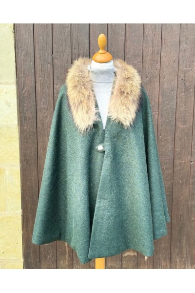 Cape Mahault – Tweed vert Mallard | Élégance féminine après-chasse