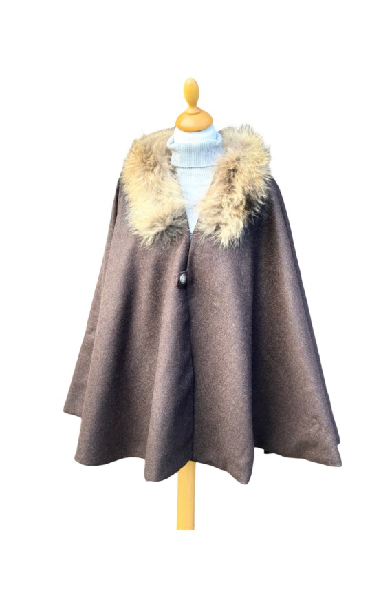 Cape Mahault – Tweed Marron Mocha | Élégance féminine après-chasse – Fabrication française