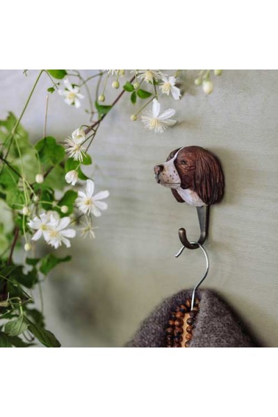 Patère Chien Springer – bois sculpté & peint à la main avec crochet métal bronze
