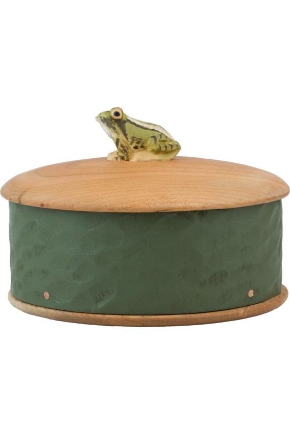 Coffret Grenouille en bois de cerisier sculpté à la main