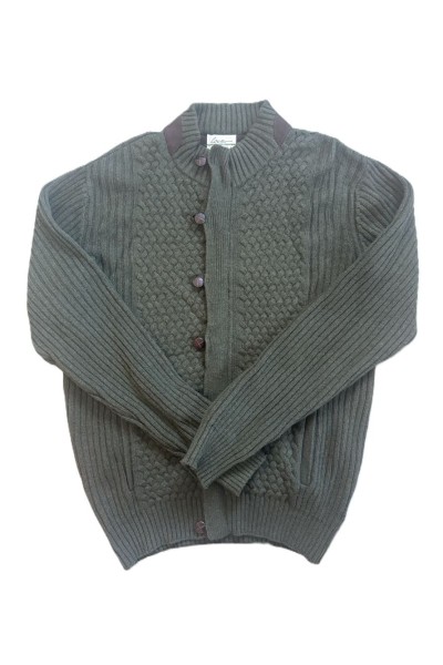 Gilet homme en laine kaki  zippé et boutonné – col montant